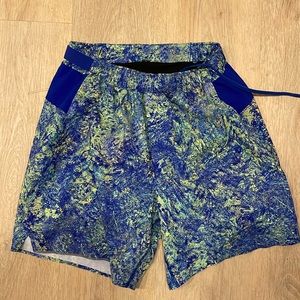 Lululemon Seawheeze men’s surge shorts lined